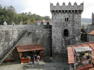 Viamzo Castle