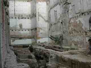 Valencia - unidentified ruins!